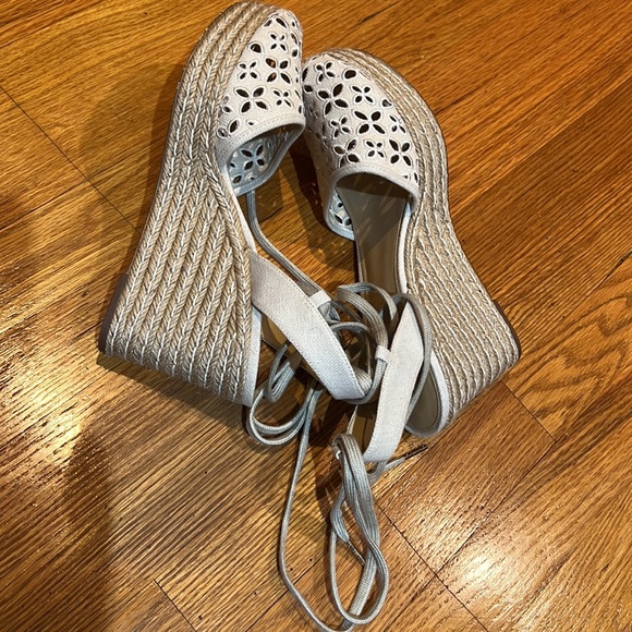 Platform wedge sandal - Picture 8 of 8